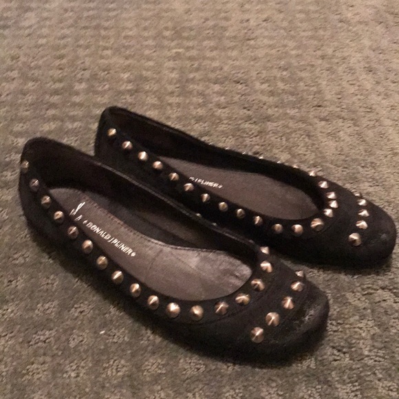 donald pliner black flats